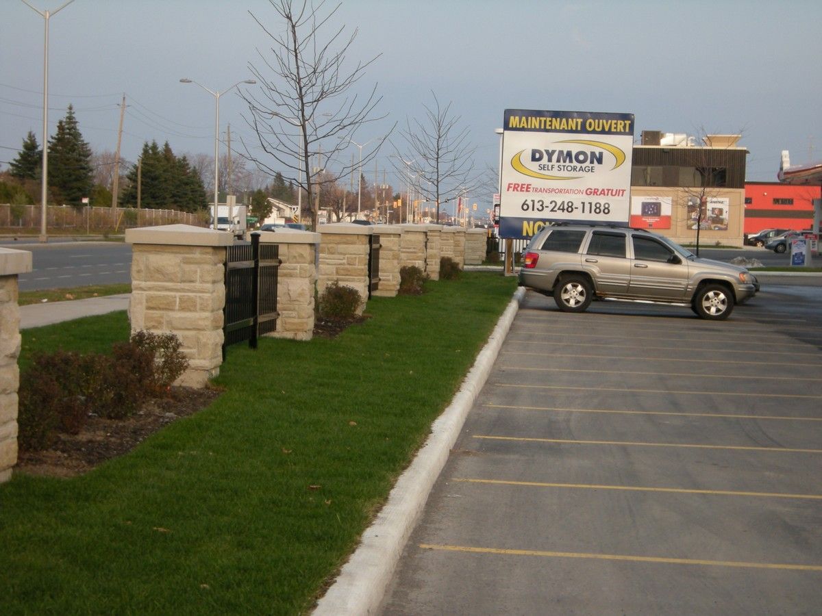 Stone pillar Ottawa